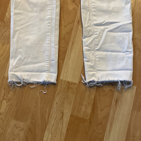 MADEWELL White Denim Alley Straight Leg Distressed Jeans, Size 31 - Picture 5 of 9